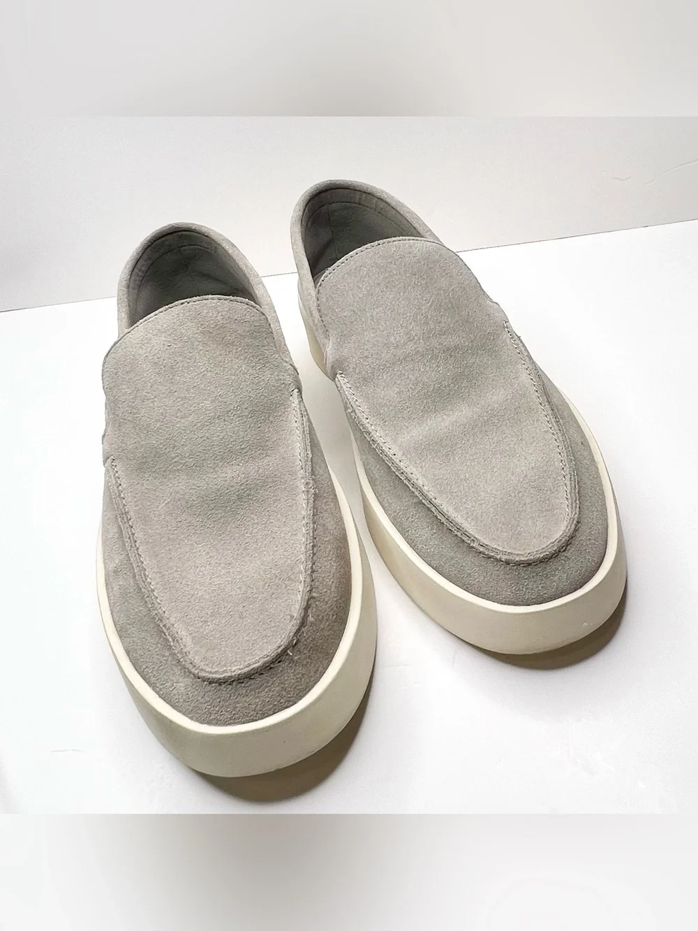 Calvin Klein Carch Men’s Suede Slip-On Loafers Grey Size 11.5